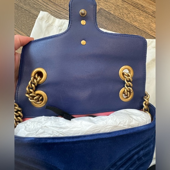 Gucci Velvet Matelasse Small GG Marmont Shoulder Bag in cobalt blue - Picture 6 of 9